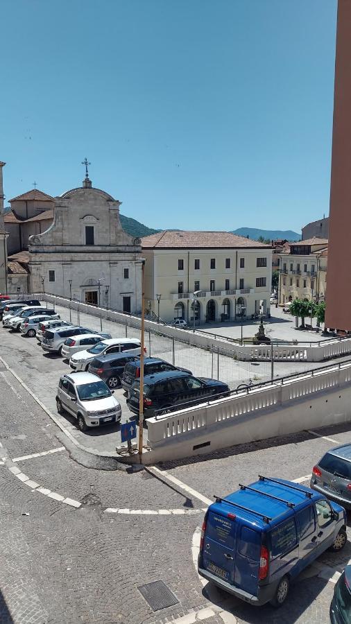 Piccolo Paradiso In Pieno Centro Castel Di Sangro Exterior photo